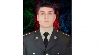 Nəşi 9 ay sonra tapılan şəhid kapitan II Fəxri xiyabanda dəfn edilib - FOTO