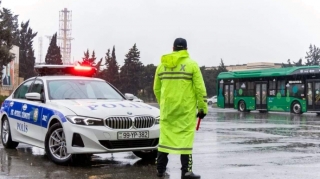 Дорожная полиция обратилась к водителям в связи с дождливой погодой 
