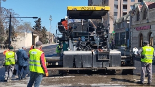 Suraxanıda növbəti küçə asfaltlanır - FOTOLAR 