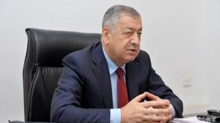 “Benzini birdən-birə 15 qəpik bahalaşdırmaq absurddur” - Vahid Əhmədov 