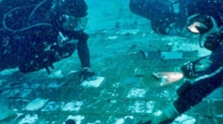 Останки космического корабля "Челленджер"  обнаружены под водой
