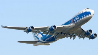 Boeing, 2021 sifarişlərində Airbus-u ötdü 