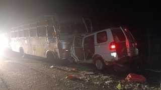 Hindistanda ağır yol qəzası nəticəsində azı 11 nəfər ölüb 