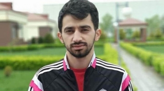 Orduya dəstək yürüşündə saxlanılanlardan biri azadlığa çıxdı 