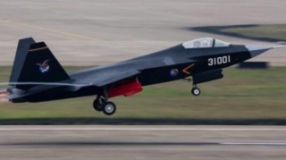 Çin Tayvan istiqamətinə 22 təyyarə və 4 gəmi göndərdi 