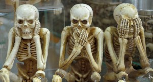 Dünyanın ən gözəl ölüləri – Qəfəsdə saxlanılsa da, onlara toxunmaq mümkündü