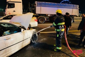 Bakıda nasaz avtomobil qəzaya səbəb olub, xəsarət alanlar var