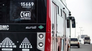 В Баку обновляют автобусы на маршрутах 81 и 160 