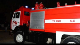 Bakıda anbar yandı