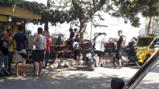 Taksi sürücüsü gənc qıza intim mesajlar göndərdi, qızın qardaşı gördü 