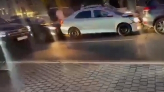 Bakıda zəncirvari qəza baş verib