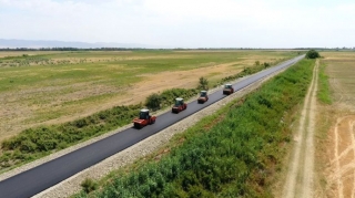 Ağsuda 39 km-lik yolun yenidən qurulması yekunlaşır - FOTO