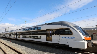 Qatarın qarşısına qəfil insan çıxması faciəyə səbəb oldu 