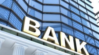 Bağlanan bankların krediorların NƏZƏRİNƏ 