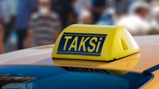 В Азербайджане закрылась компания такси 