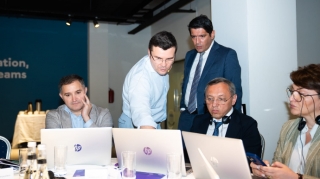 Yeni nəsil dövlət idarəçiləri qabaqcıl süni intellekt həllərini öyrənirlər - FOTOLAR