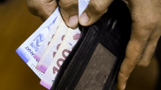 Azərbaycanda adambaşına düşən gəlir 678 manat artdı 