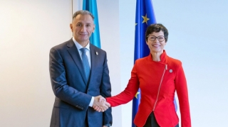 Рашад Набиев обсудил с еврокомиссаром Кос перспективы Зангезурского коридора 