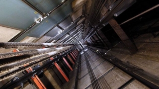 Bakıda liftlərdən oğurluq edildi 