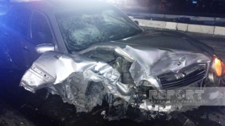 Bakı-Qazax yolunda iki "Mercedes" toqquşdu: 4 nəfər...   - FOTO