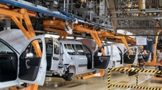 “AvtoVAZ”  “Lada Granta”nın istehsalını iki günlük dayandırır
