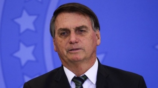 Prezident 6 naziri istefaya göndərdi