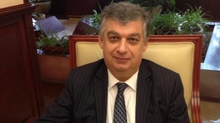 Deputat:  “Kim işdən çıxarılırsa, arxasından milyonlar çıxır”