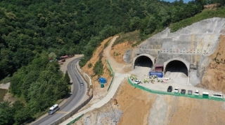 Gürcüstanda tunel çökdü - FOTO 