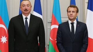 Emmanuel Makron Prezident İlham Əliyevə telefonla zəng edib