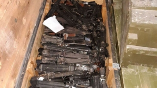 Kəlbəcərdə qanunsuz fəaliyyət göstərən şirkətin ərazisində silah-sursat aşkar edilib  - VİDEO - FOTO