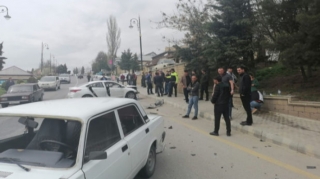 “Şamaxı” ilə oyuna gedən “Neftçi” azarkeşləri qəzaya düşdülər - FOTO