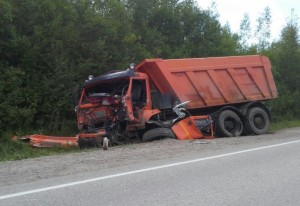 Yük maşını traktorla toqquşdu: 1 yaralı - Zaqatalada