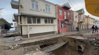 Kollektor üzərində inşa edilən evlərlə bağlı kompensasiya ödənilməlidir - Deputat 