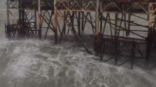 Xəzərdə dalğanın hündürlüyü 4,6 metrə çatıb - Faktiki hava 