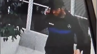 Təndirçinin telefonunu oğurlayan şəxs kameraya düşdü  - VİDEO