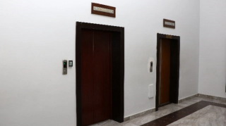 Memarlıq və İnşaat Universitetinin liftləri niyə tez-tez DAYANIR? - AÇIQLAMA 