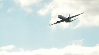 Polşa şərq bölgəsinə uçuşları qadağan etdi 