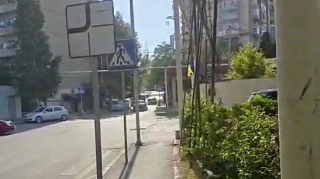Bir nişan yoxdur, digəri görünmür – Bu küçədə hərəkət təhlükəlidir   - VİDEO