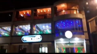 Yasamalda şəhidlərə hörmətsizlik:  Musiqi küçəni başına götürüb  - VİDEO