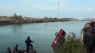 Найдено тело водителя, автомобиль которого упал в водоканал  - ФОТО - ВИДЕО