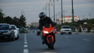 Abşeronda motosikletlə narkotik satan TUTULDU - VİDEO 