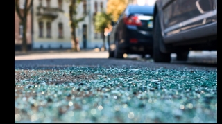 Abşeronda yük və minik avtomobilləri toqquşub, azyaşlı qız ölüb