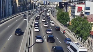 Paytaxtın bəzi küçələrində sıxlıq müşahidə olunur - SİYAHI 