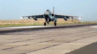 Azərbaycan qırıcıları səmada: Çətin təlimlərdən GÖRÜNTÜLƏR   - VİDEO