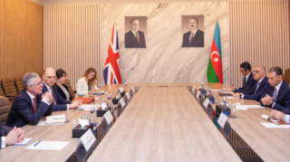 Avtomobil daşımaları haqqında saziş imzalandı 