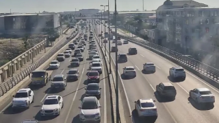 На каких улицах Баку 18 июня наблюдаются транспортные заторы? 
