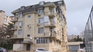 Bakıda sakinlərin daha bir çıxarış problemi - VİDEO 