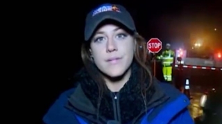 ABŞ-da müxbiri canlı yayımda maşın vurdu - VİDEO 