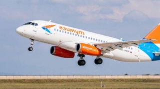 Ermənistana uçan təyyarə təcili eniş etdi 