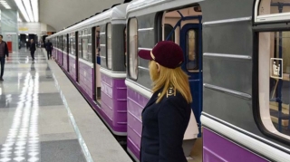 Metroda foto-video çəkmək niyə qadağandır? - RƏSMİ 